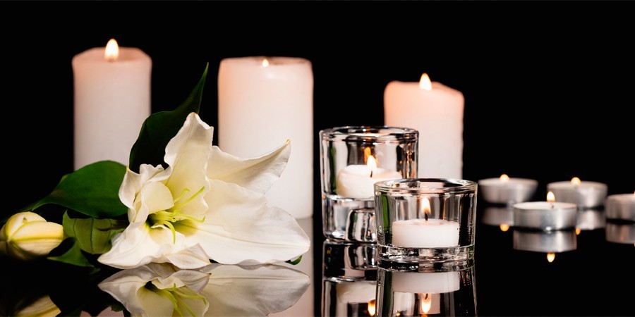Frases para Coroa de Flores: saiba o que escrever!